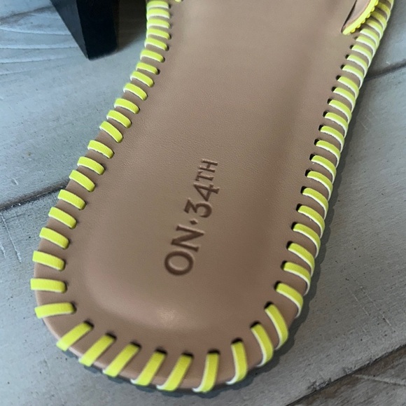 Modern‎ Yellow and White Geometric Sandals - Picture 3 of 5